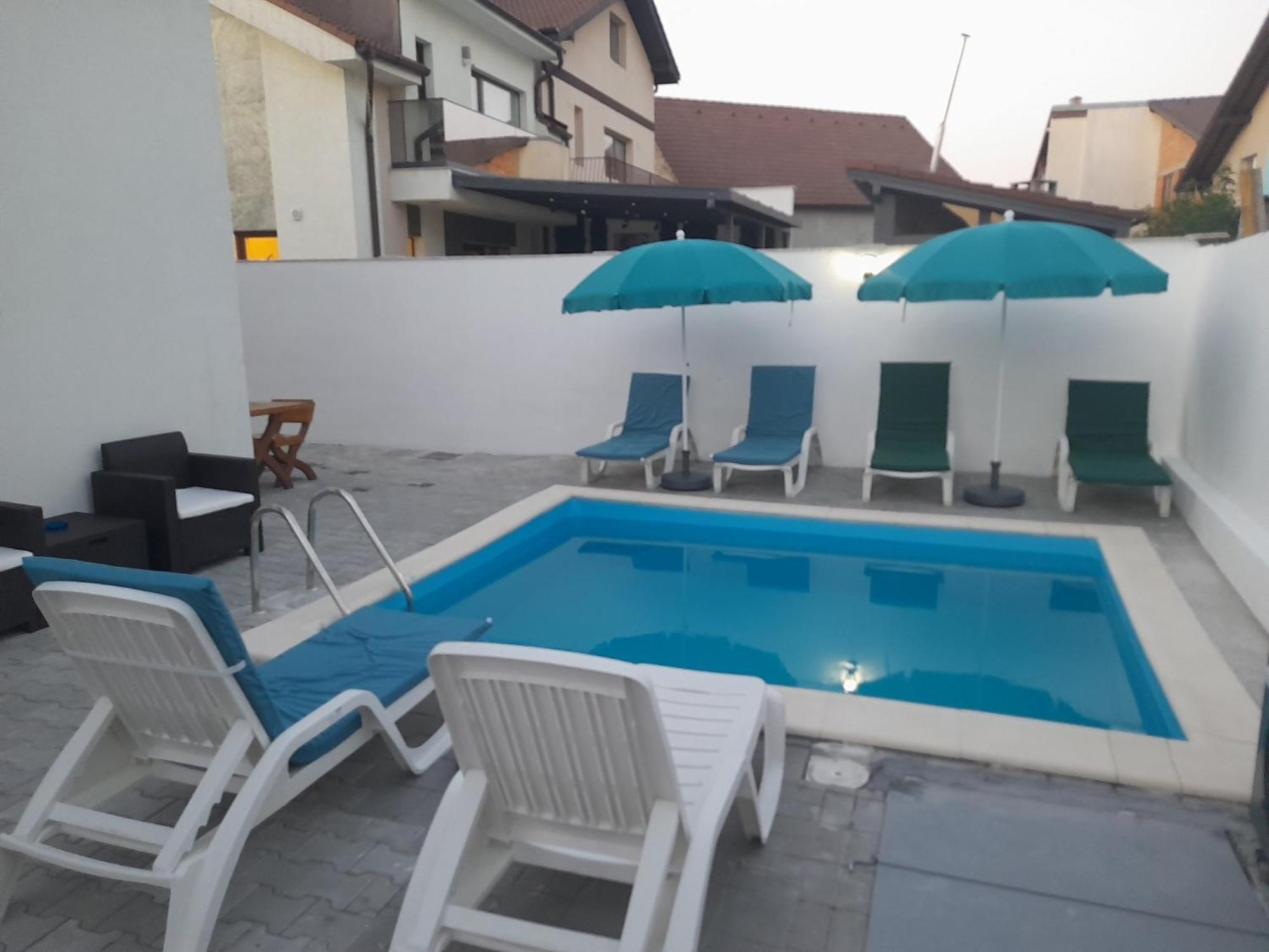 Regim Hotel Hanea Jacuzzi In Camera,Piscina Exterioara Si Sauna Comuna ซีบิว ภายนอก รูปภาพ